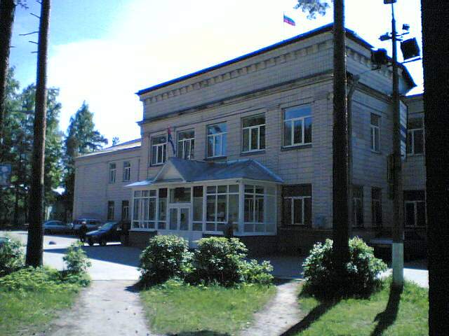 Здание Всеволожской районной администрации